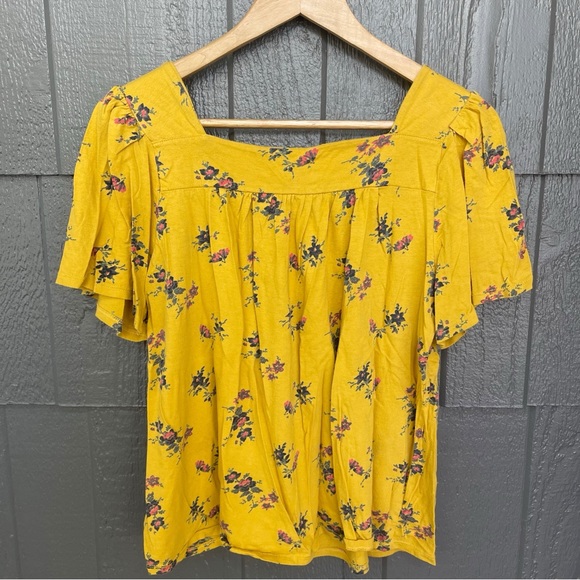 Lucky Brand Women’s Square Neck Yellow Floral Short Sleeve Top - Picture 8 of 12